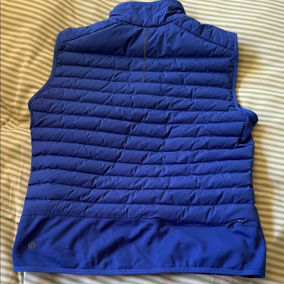 lululemon athletica Blue Men's Vest - Picture 3 of 8
